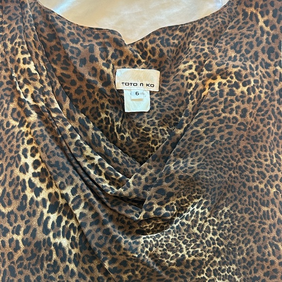 Cowl neck cheetah print top - Picture 4 of 7